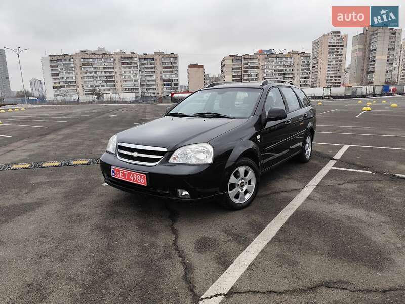 Універсал Chevrolet Lacetti 2010 в Києві