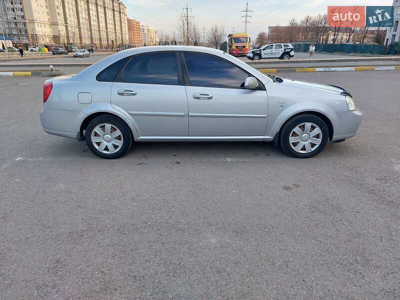 Седан Chevrolet Lacetti 2008 в Бучі