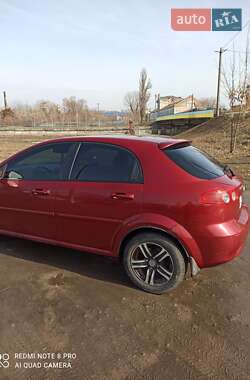 Хетчбек Chevrolet Lacetti 2006 в 