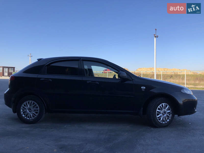 Хэтчбек Chevrolet Lacetti 2007 в Львове