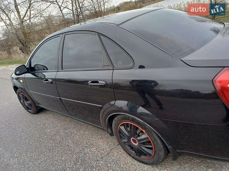 Седан Chevrolet Lacetti 2012 в Києві