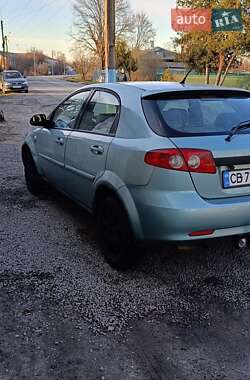 Хэтчбек Chevrolet Lacetti 2007 в 