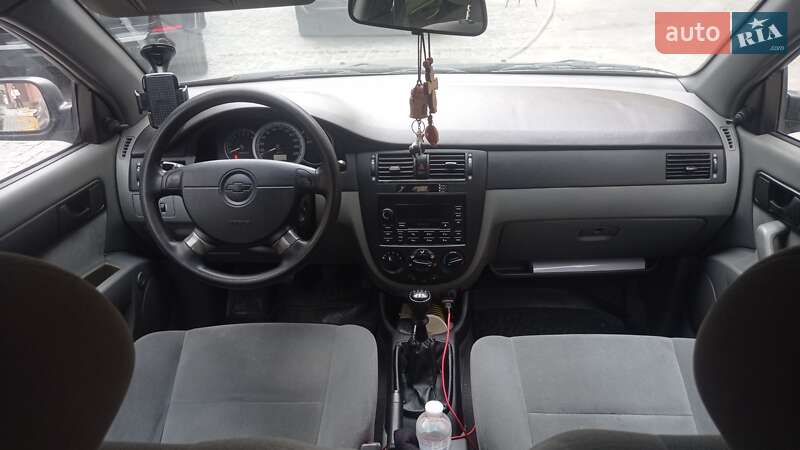 Седан Chevrolet Lacetti 2005 в Днепре