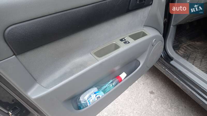 Седан Chevrolet Lacetti 2005 в Днепре