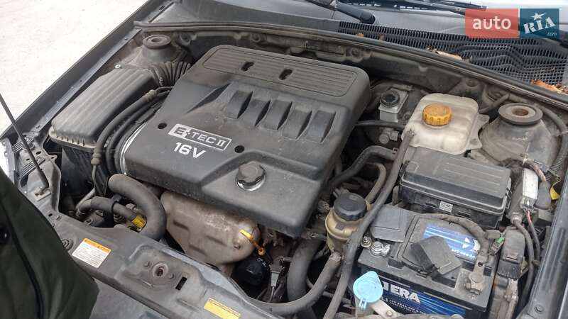 Седан Chevrolet Lacetti 2005 в Днепре
