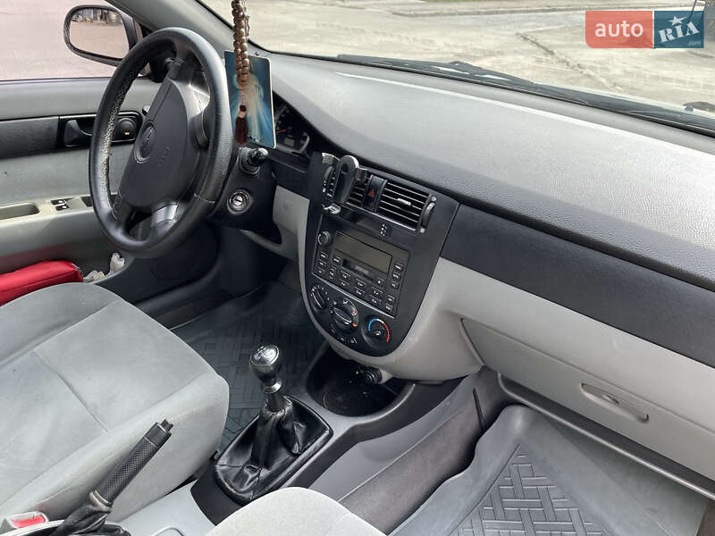 Седан Chevrolet Lacetti 2005 в Львові