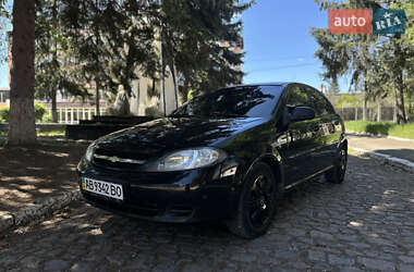 Хэтчбек Chevrolet Lacetti 2010 в 