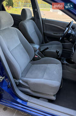 Хэтчбек Chevrolet Lacetti 2005 в 
