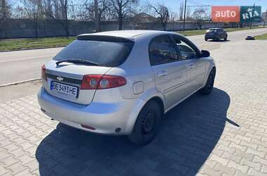 Хетчбек Chevrolet Lacetti 2005 в 