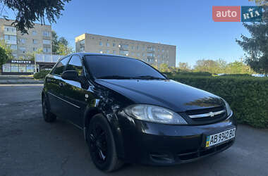 Хэтчбек Chevrolet Lacetti 2010 в 