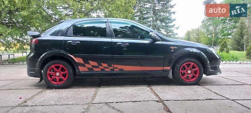 Хетчбек Chevrolet Lacetti 2006 в Василькові