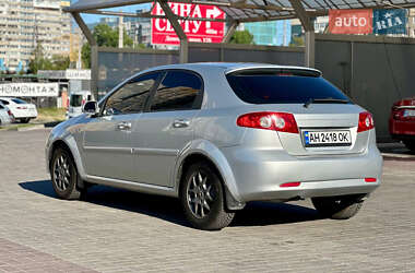 Хетчбек Chevrolet Lacetti 2007 в 