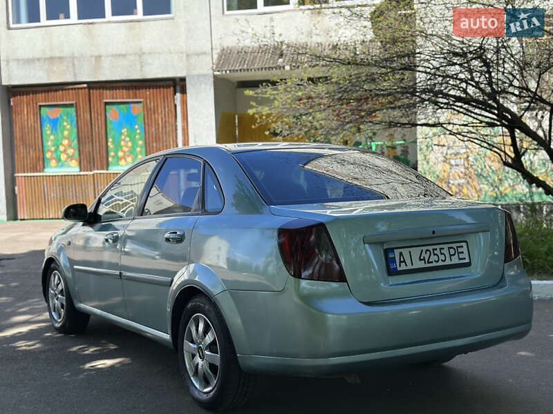 Седан Chevrolet Lacetti 2004 в Рівному