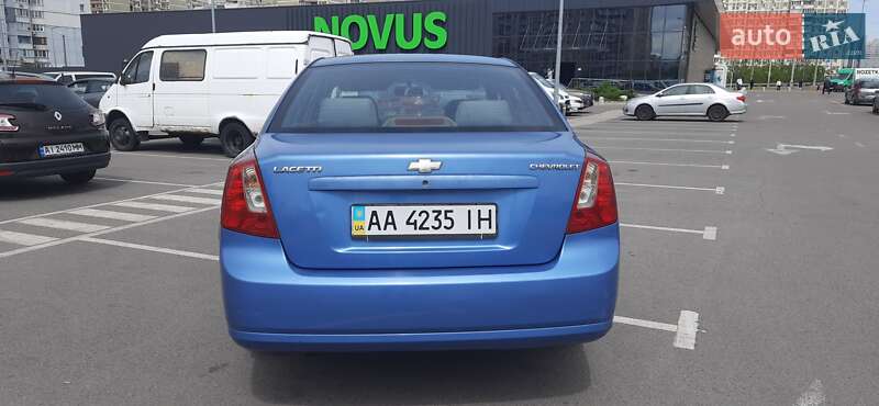 Седан Chevrolet Lacetti 2005 в Киеве