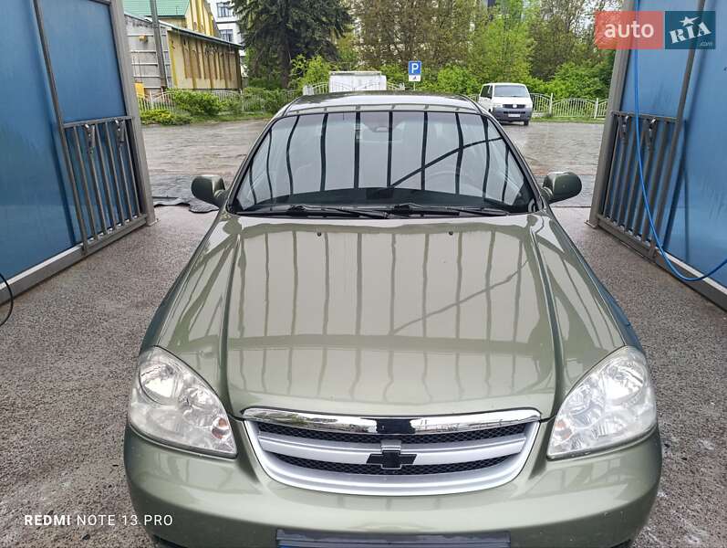 Седан Chevrolet Lacetti 2005 в 