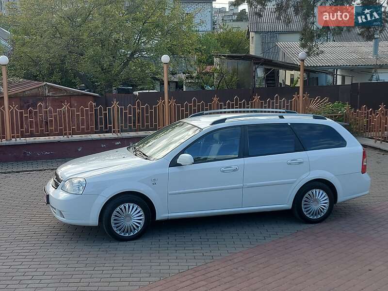 Универсал Chevrolet Lacetti 2009 в Киеве