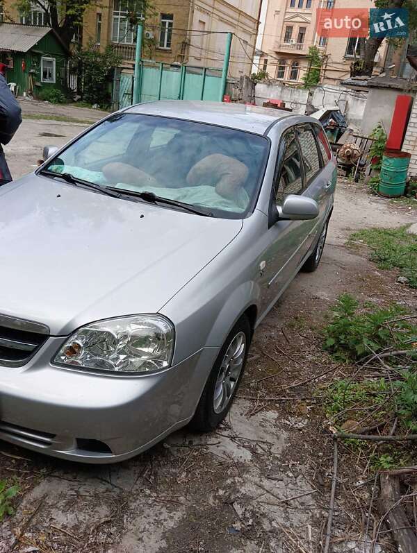 Універсал Chevrolet Lacetti 2005 в Києві фото 3 Універсал Chevrolet Lacetti 2005 в Києві