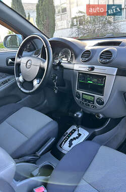 Хетчбек Chevrolet Lacetti 2008 в 