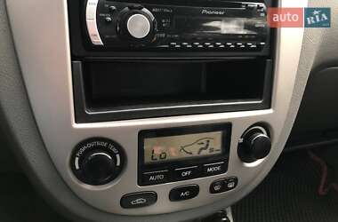 Хетчбек Chevrolet Lacetti 2007 в 