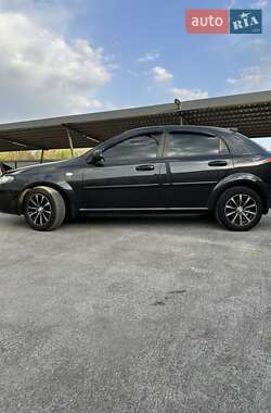 Хэтчбек Chevrolet Lacetti 2008 в Кривом Роге