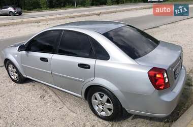 Седан Chevrolet Lacetti 2004 в 