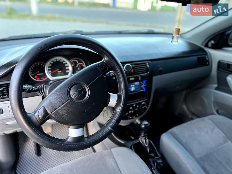 Седан Chevrolet Lacetti 2007 в Полтаві