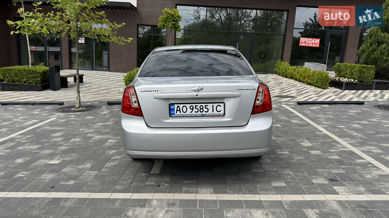 Седан Chevrolet Lacetti 2007 в Ужгороде