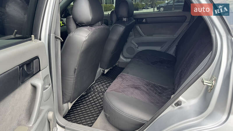 Седан Chevrolet Lacetti 2007 в Ужгороде