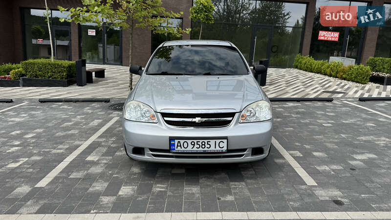 Седан Chevrolet Lacetti 2007 в Ужгороде