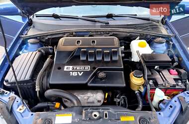 Хэтчбек Chevrolet Lacetti 2005 в 