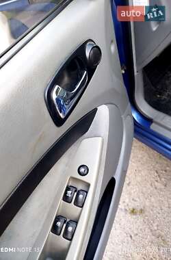 Хэтчбек Chevrolet Lacetti 2005 в 