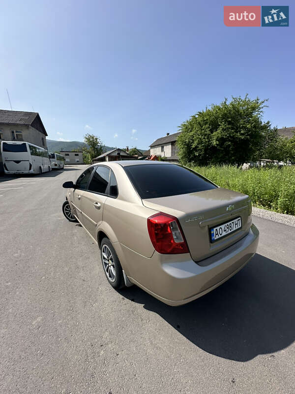 Седан Chevrolet Lacetti 2007 в Перечине