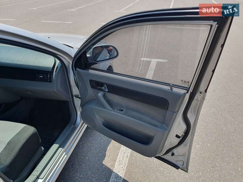 Седан Chevrolet Lacetti 2011 в Кропивницькому