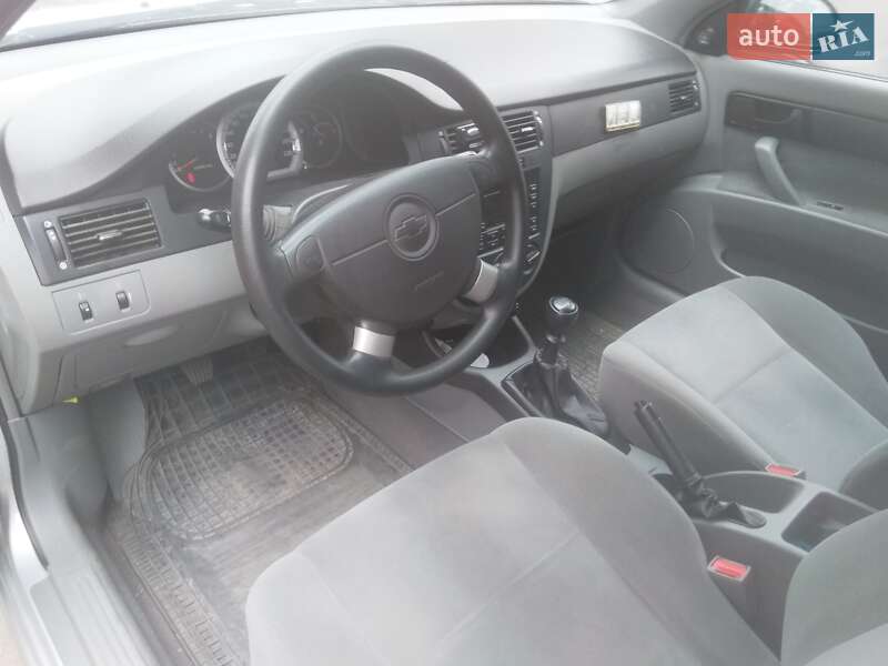Седан Chevrolet Lacetti 2005 в Києві