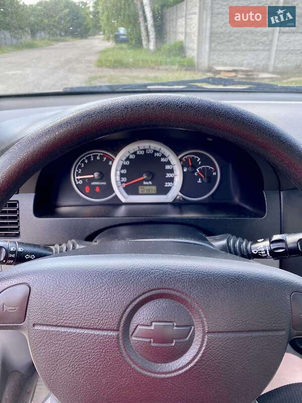 Седан Chevrolet Lacetti 2005 в Дніпрі