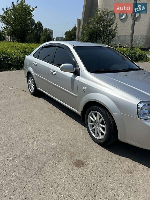 Седан Chevrolet Lacetti 2011 в Харькове