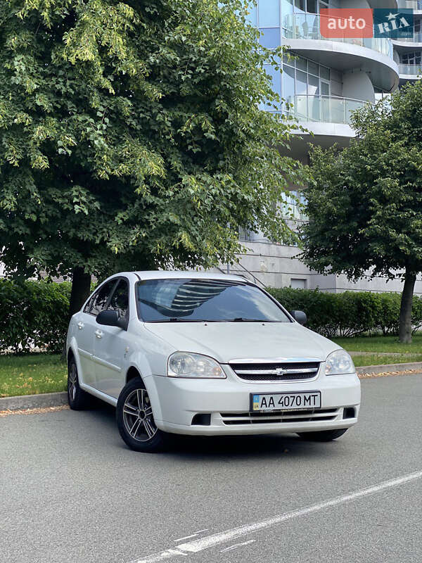 Седан Chevrolet Lacetti 2005 в 
