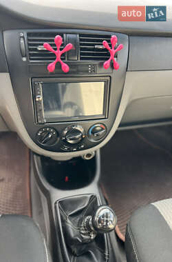 Седан Chevrolet Lacetti 2005 в 