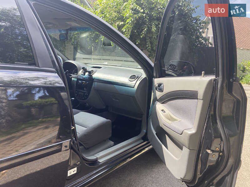 Хэтчбек Chevrolet Lacetti 2006 в Киеве фото 34 Хэтчбек Chevrolet Lacetti 2006 в Киеве