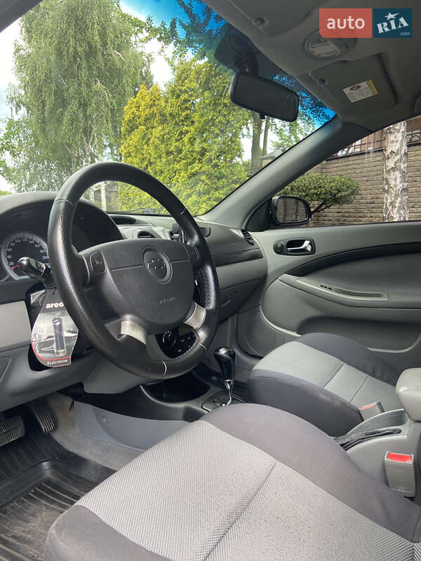 Хэтчбек Chevrolet Lacetti 2006 в Киеве фото 40 Хэтчбек Chevrolet Lacetti 2006 в Киеве