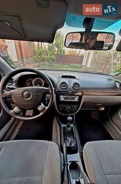 Хэтчбек Chevrolet Lacetti 2006 в 