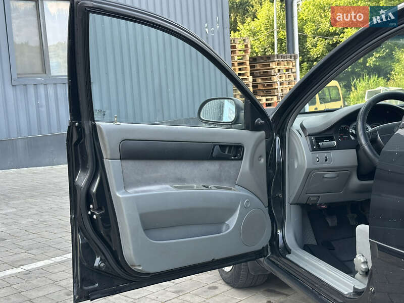 Седан Chevrolet Lacetti 2006 в Стрию