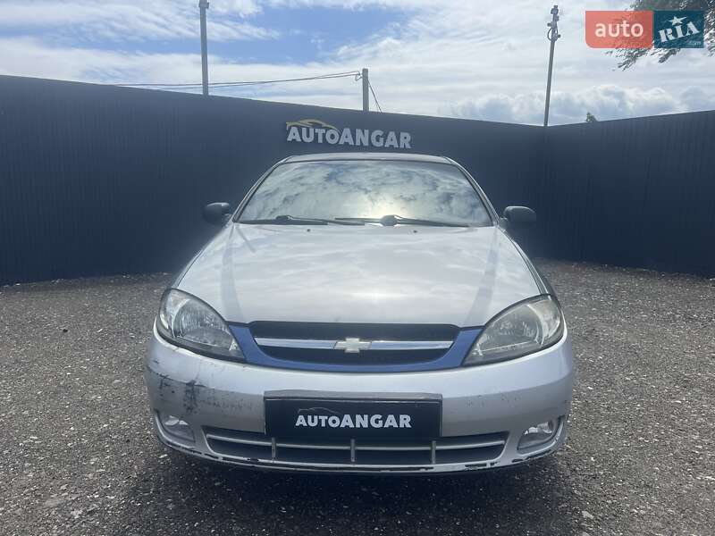 Хэтчбек Chevrolet Lacetti 2010 в Киеве