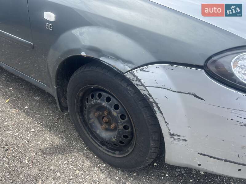 Хэтчбек Chevrolet Lacetti 2010 в Киеве