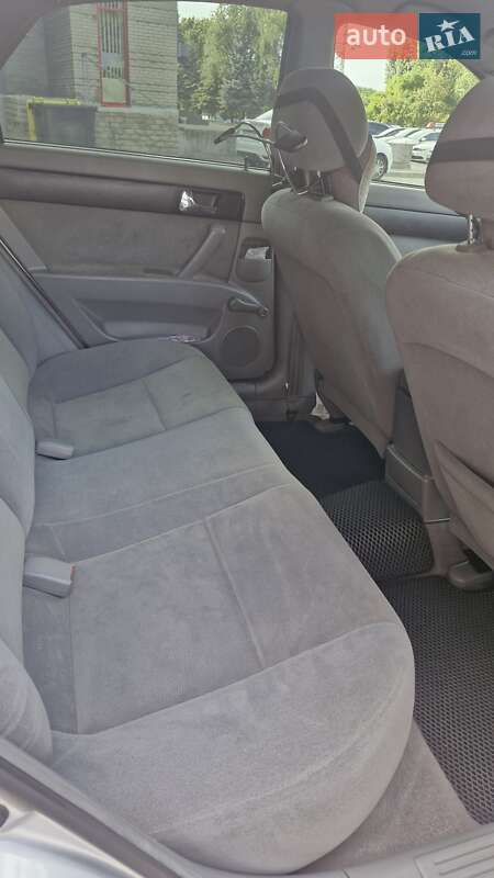 Седан Chevrolet Lacetti 2005 в Дніпрі