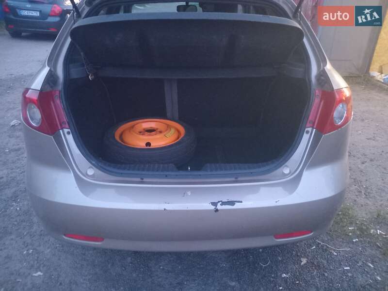 Хэтчбек Chevrolet Lacetti 2006 в Львове