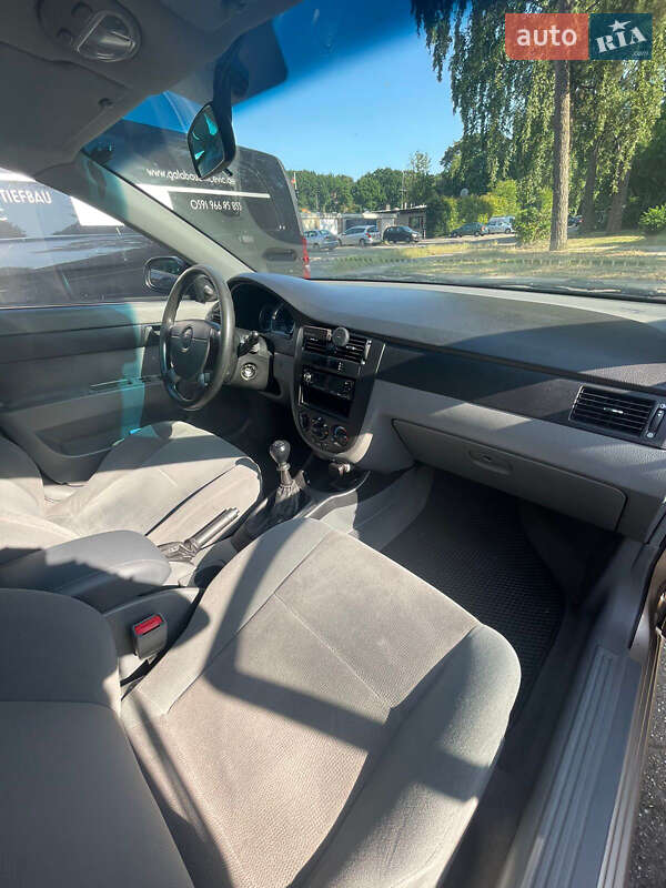 Седан Chevrolet Lacetti 2007 в Львові