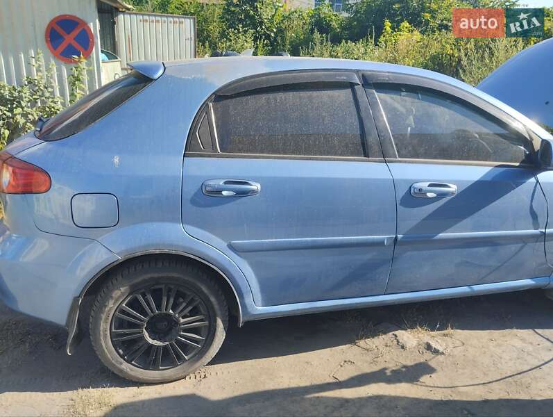 Хэтчбек Chevrolet Lacetti 2006 в Львове