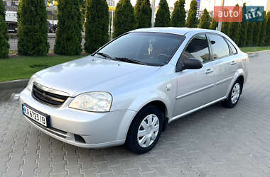 Седан Chevrolet Lacetti 2006 в Киеве