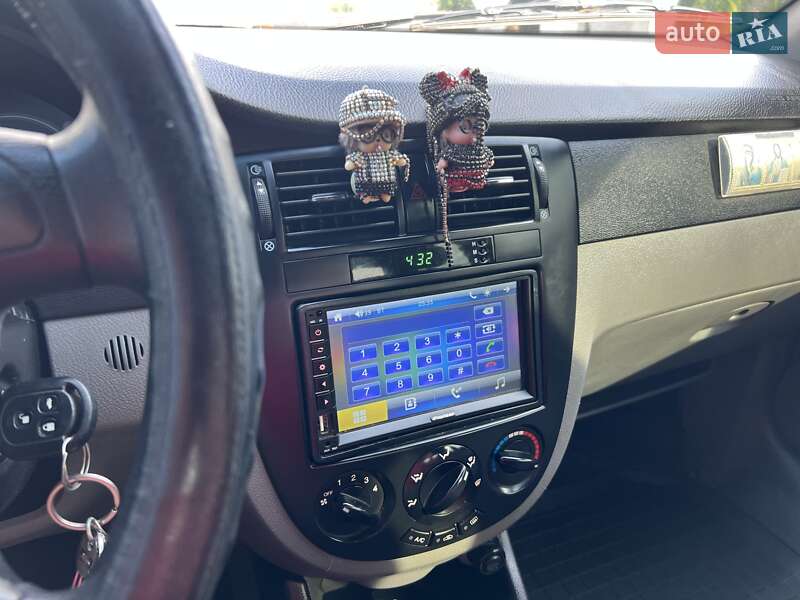 Седан Chevrolet Lacetti 2006 в Дніпрі